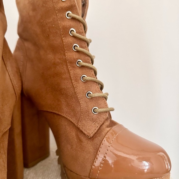 Fashion Nova Tan Heeled Lace-Up Combat Boots US  8.5 - Picture 4 of 8